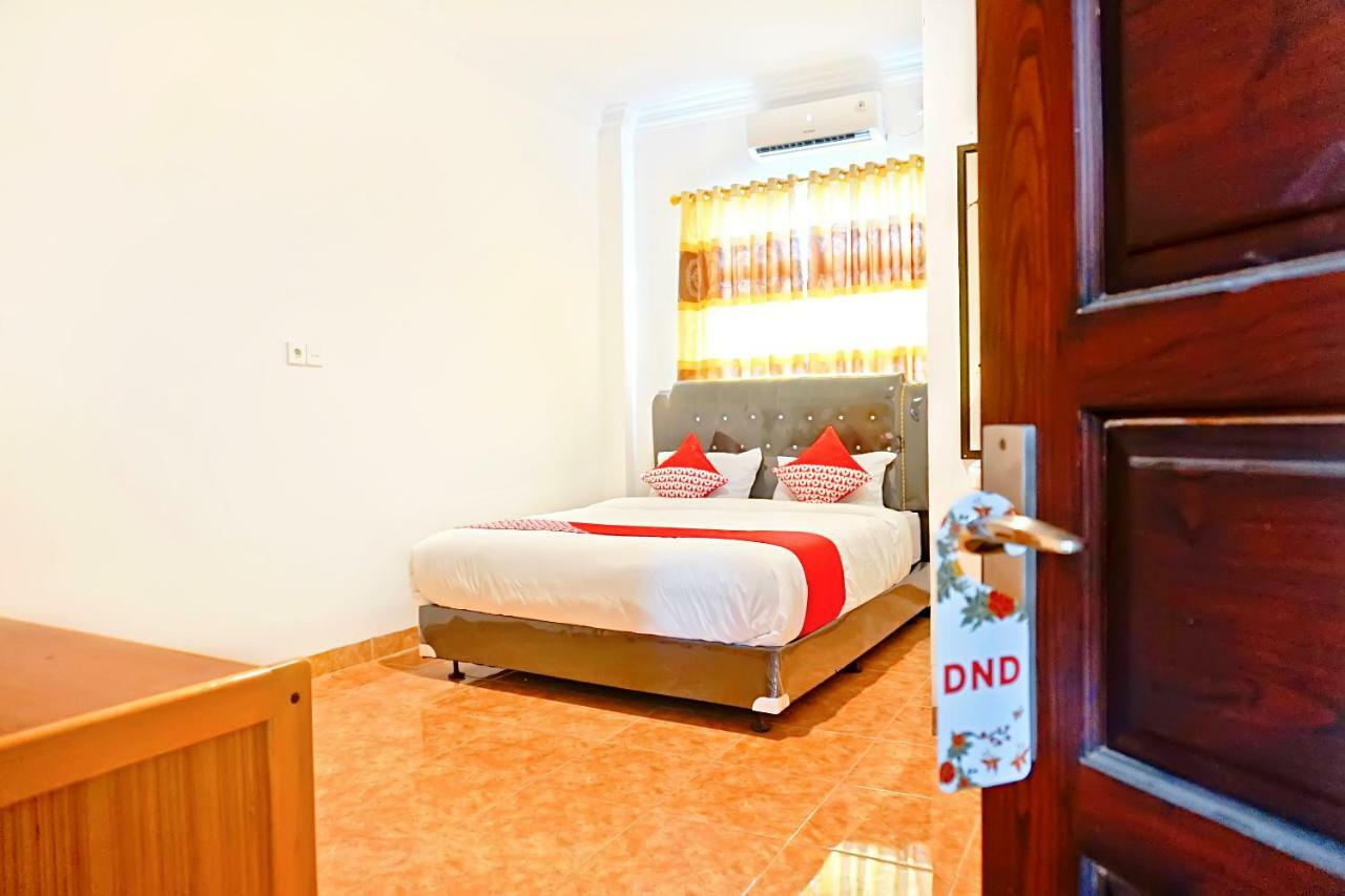 Oyo 694 Khasanah Residence Pekanbaru Exteriér fotografie