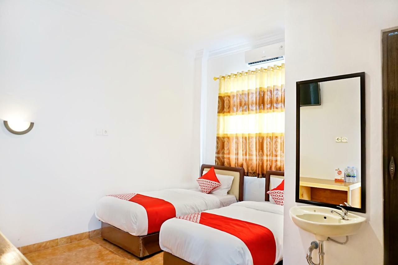 Oyo 694 Khasanah Residence Pekanbaru Exteriér fotografie
