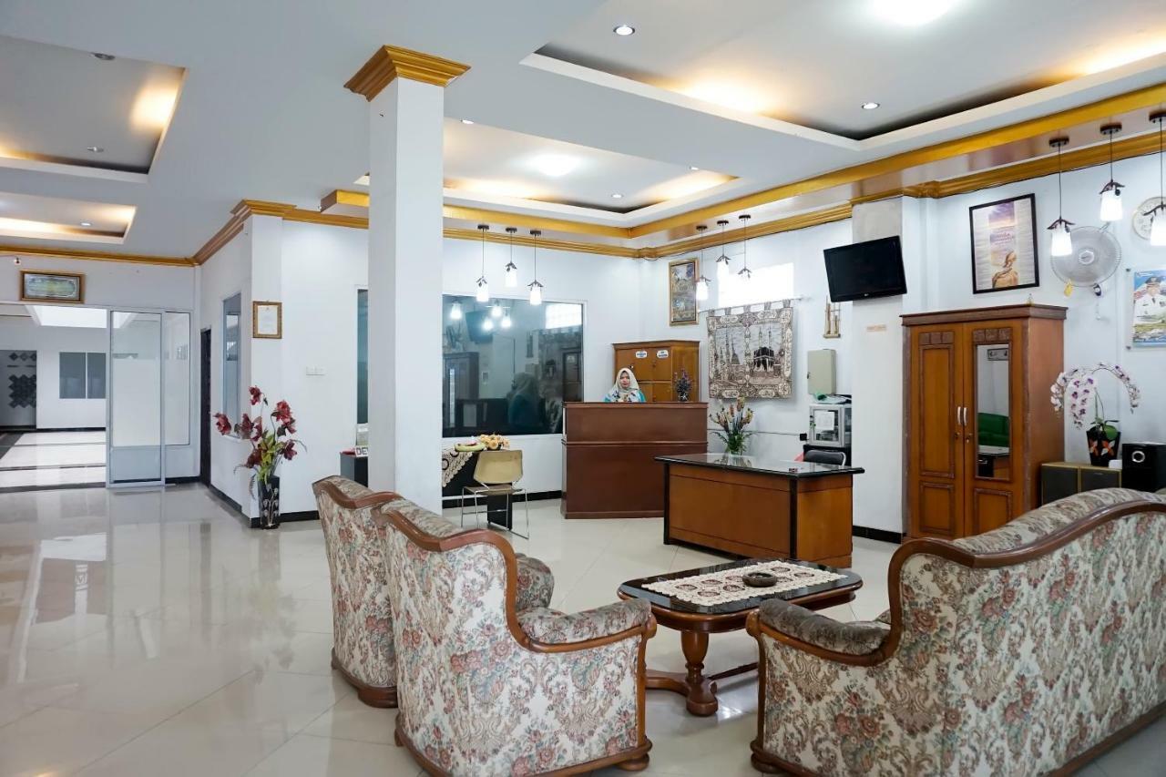 Oyo 694 Khasanah Residence Pekanbaru Exteriér fotografie