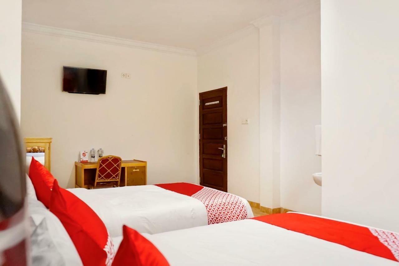 Oyo 694 Khasanah Residence Pekanbaru Exteriér fotografie