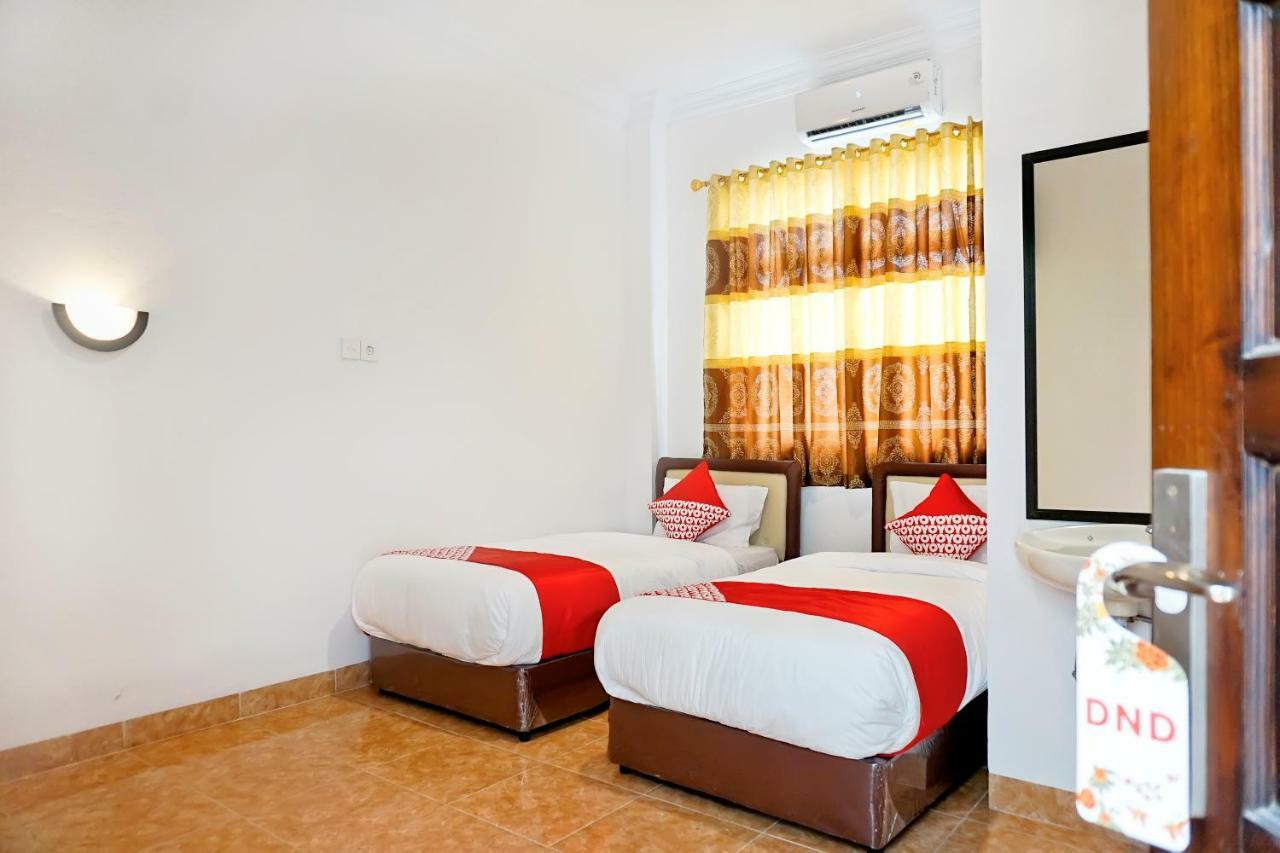 Oyo 694 Khasanah Residence Pekanbaru Exteriér fotografie